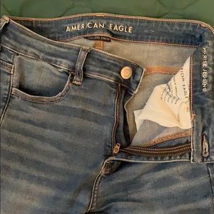 6, Long American eagle highrise jegging light wash